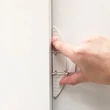 Egyszerűen működtethető tolóajtó zár
