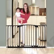 Dreambaby kifeszíthető babarács automata becsukódással fekete max 242 cm szélességre (3 opcionálisan használható kiegészítő elemmel)