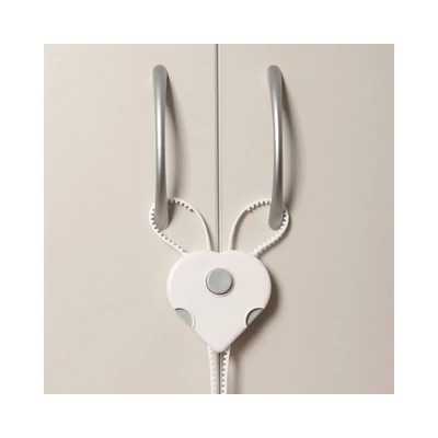 Dreambaby Flexi-Lock flexibilis szekrényzár fehér kivitelben
